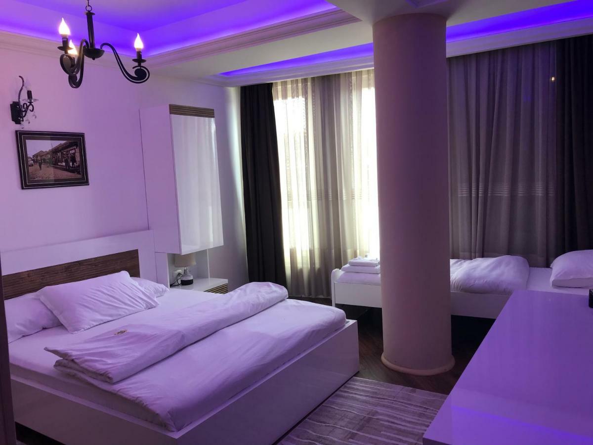 Hotel Apollonia Gjakova Exteriér fotografie
