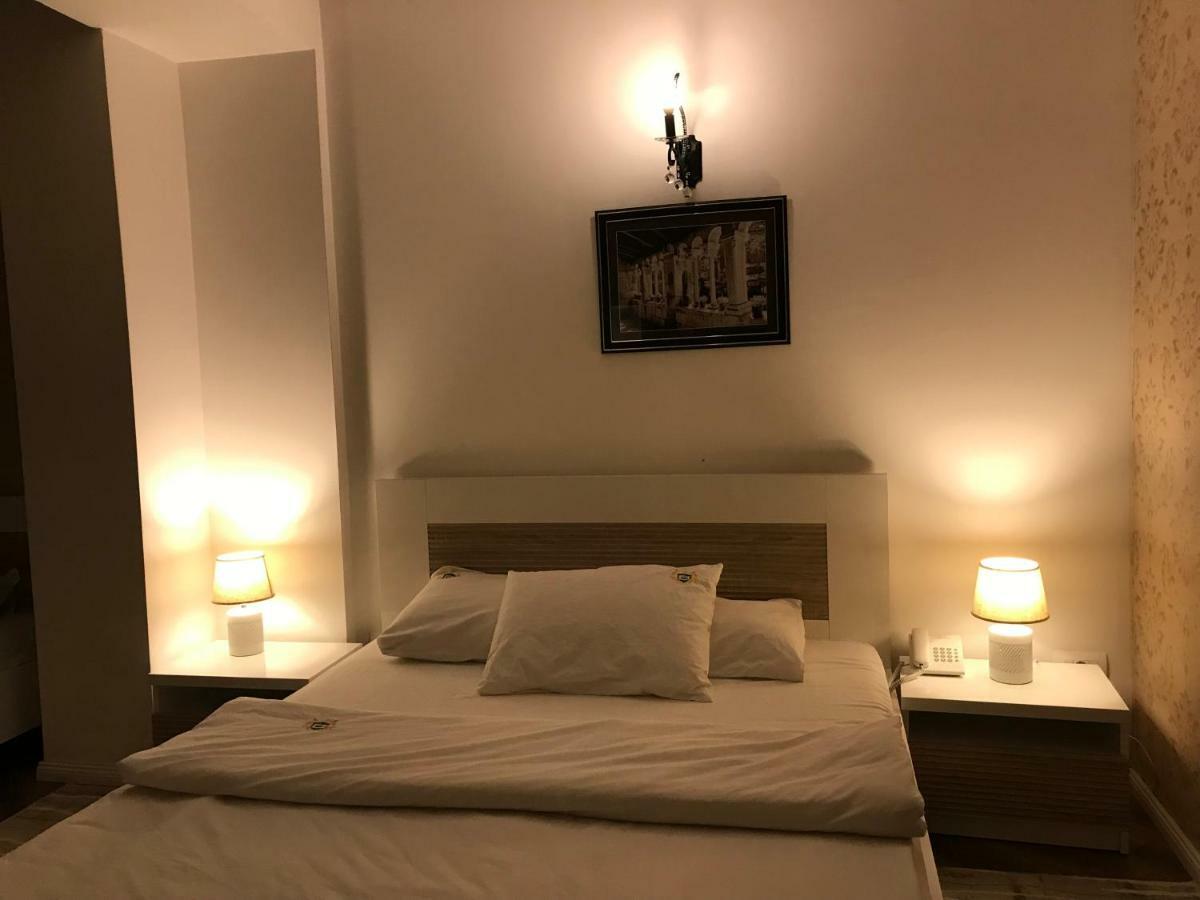 Hotel Apollonia Gjakova Exteriér fotografie